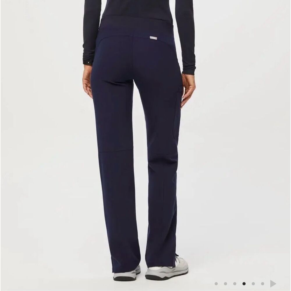Figs Kade cargo scrub pants size L/T - Picture 2 of 6
